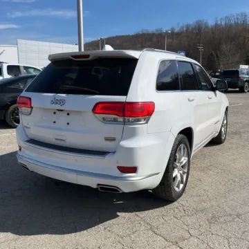 Another view of 2015 Jeep Grand Cherokee Summit for sale in Indianapolis, IN at Indy Auto Man - Indianapolis