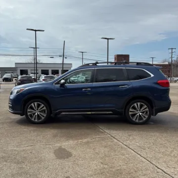 More photos of 2020 Subaru Ascent Touring at Indy Auto Man - Indianapolis, IN