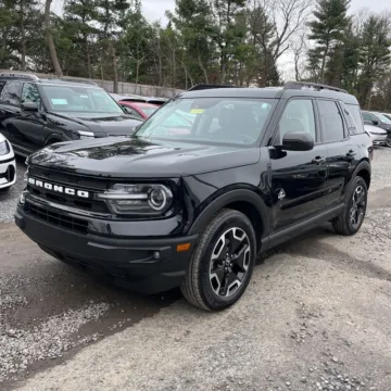 Another view of 2021 Ford Bronco Sport Outer Banks for sale in Indianapolis, IN at Indy Auto Man - Indianapolis