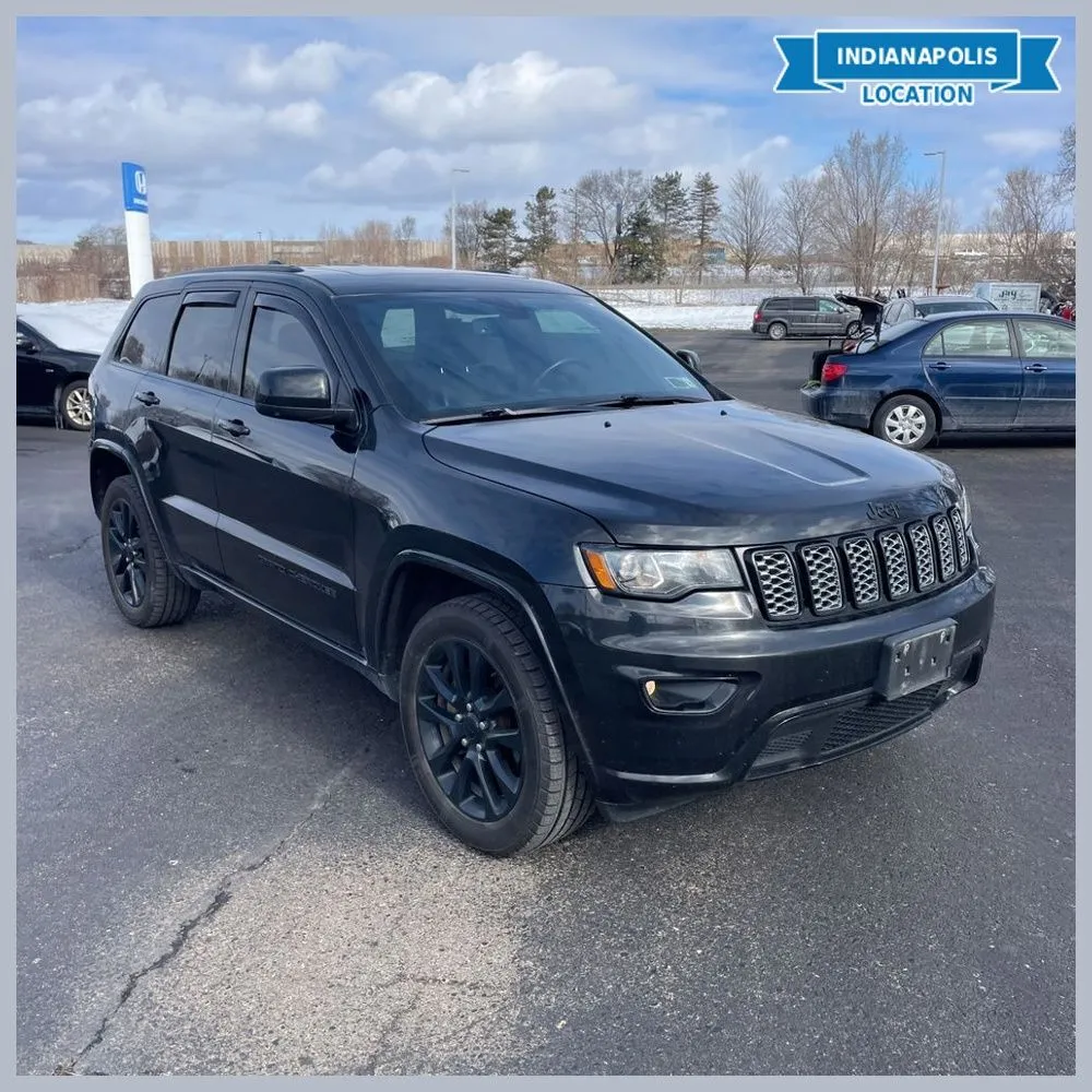 Black 2019 Jeep Grand Cherokee Altitude for sale in Indianapolis, IN