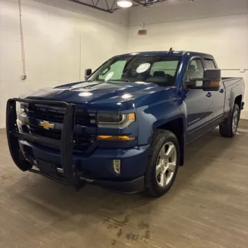 Photos of 2017 Chevrolet Silverado 1500 LT LT2 for sale in Indianapolis, IN at Indy Auto Man - Indianapolis