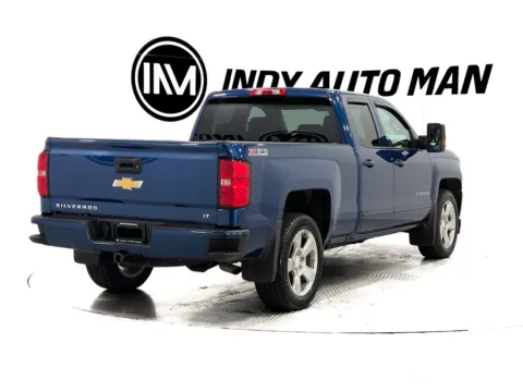 More photos of 2017 Chevrolet Silverado 1500 LT LT2 at Indy Auto Man - Indianapolis, IN