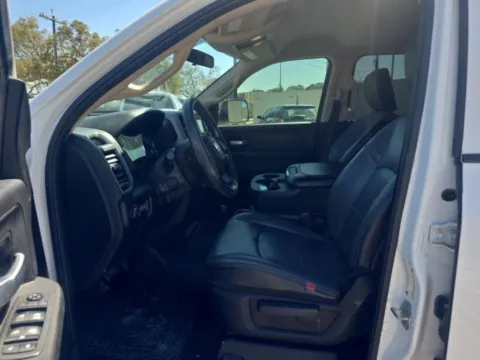 More photos of 2019 Ram 2500 Tradesman at Indy Auto Man - Indianapolis, IN