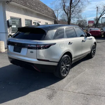 More photos of 2019 Land Rover Range Rover Velar SE R-Dynamic at Indy Auto Man - Indianapolis, IN