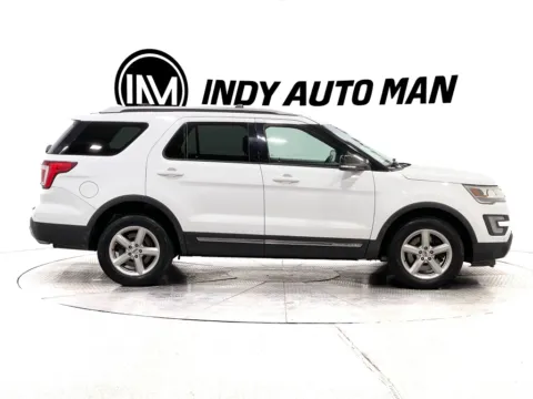 Another view of 2017 Ford Explorer XLT for sale in Indianapolis, IN at Indy Auto Man - Indianapolis