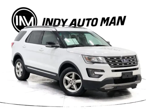Photos of 2017 Ford Explorer XLT for sale in Indianapolis, IN at Indy Auto Man - Indianapolis