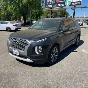 Photos of 2021 Hyundai Palisade Limited for sale in Indianapolis, IN at Indy Auto Man - Indianapolis