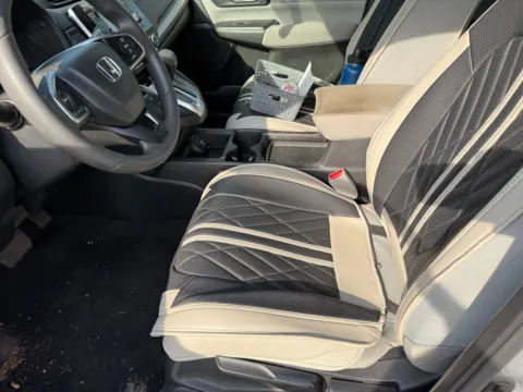 More photos of 2017 Honda CR-V LX at Indy Auto Man - Indianapolis, IN