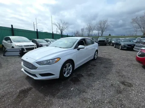 Photos of 2018 Ford Fusion SE for sale in Indianapolis, IN at Indy Auto Man - Indianapolis