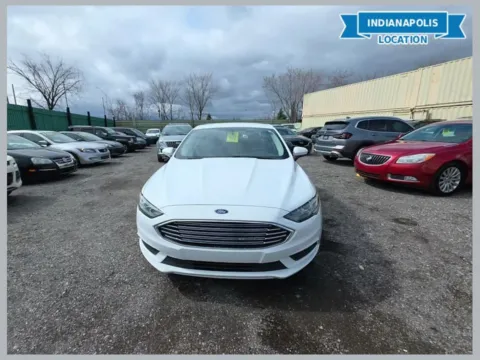 White 2018 Ford Fusion SE for sale in Indianapolis, IN