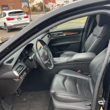 More photos of 2018 Cadillac CT6 3.6L at Indy Auto Man - Indianapolis, IN