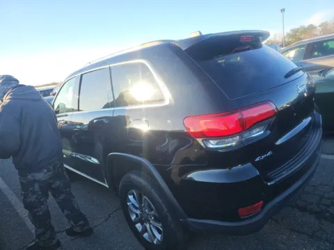 More photos of 2021 Jeep Grand Cherokee Laredo X at Indy Auto Man - Indianapolis, IN