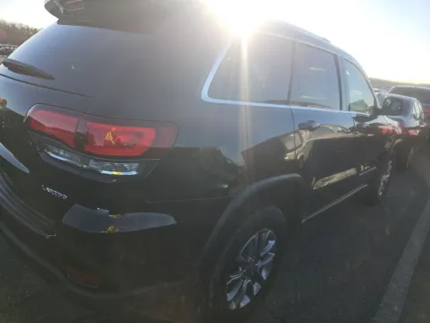 Another view of 2021 Jeep Grand Cherokee Laredo X for sale in Indianapolis, IN at Indy Auto Man - Indianapolis