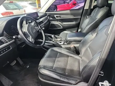 More photos of 2020 Kia Telluride S at Indy Auto Man - Indianapolis, IN