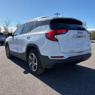 More photos of 2018 GMC Terrain SLT at Indy Auto Man - Indianapolis, IN