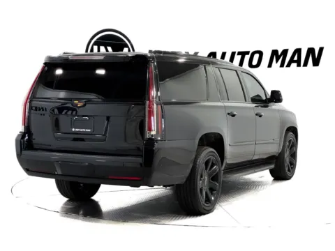 More photos of 2019 Cadillac Escalade ESV Premium at Indy Auto Man - Indianapolis, IN