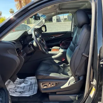 More photos of 2019 Cadillac Escalade ESV Premium at Indy Auto Man - Indianapolis, IN