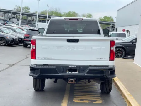 More photos of 2021 Chevrolet Silverado 2500HD Custom at Indy Auto Man - Indianapolis, IN