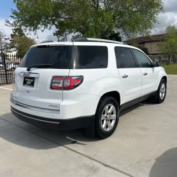 Another view of 2016 GMC Acadia SLE-2 for sale in Indianapolis, IN at Indy Auto Man - Indianapolis