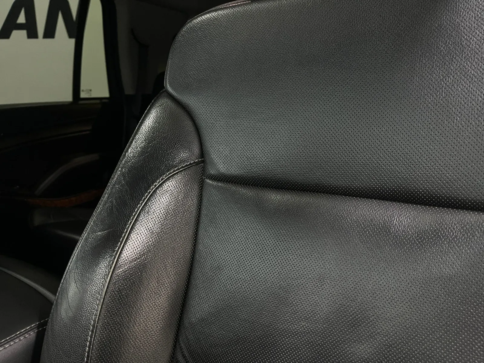 2018 Chevrolet Tahoe Premier - Photo 16