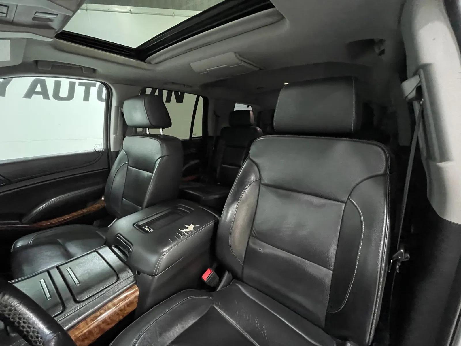 2018 Chevrolet Tahoe Premier - Photo 12