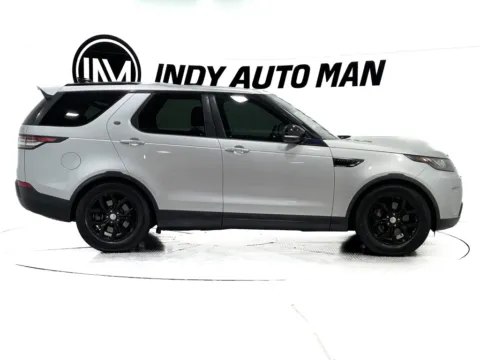 Another view of 2018 Land Rover Discovery SE for sale in Indianapolis, IN at Indy Auto Man - Indianapolis