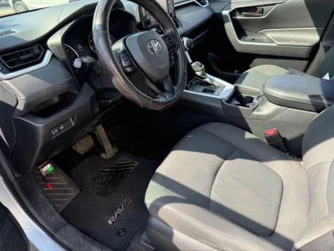 More photos of 2021 Toyota RAV4 LE at Indy Auto Man - Indianapolis, IN
