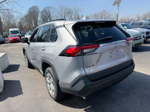 More photos of 2021 Toyota RAV4 LE at Indy Auto Man - Indianapolis, IN