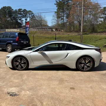More photos of 2016 BMW i8 at Indy Auto Man - Indianapolis, IN