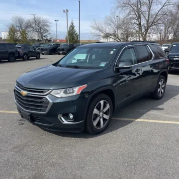 Photos of 2019 Chevrolet Traverse 3LT for sale in Indianapolis, IN at Indy Auto Man - Indianapolis
