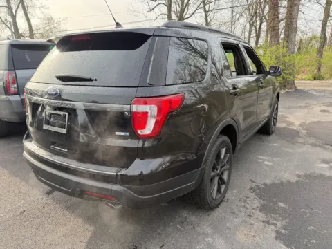 Another view of 2019 Ford Explorer XLT for sale in Indianapolis, IN at Indy Auto Man - Indianapolis