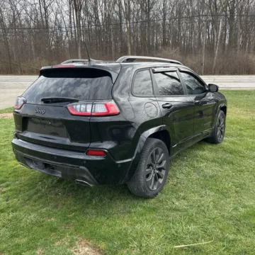 More photos of 2020 Jeep Cherokee Limited at Indy Auto Man - Indianapolis, IN