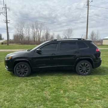 More photos of 2020 Jeep Cherokee Limited at Indy Auto Man - Indianapolis, IN