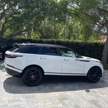Another view of 2020 Land Rover Range Rover Velar P250 R-Dynamic S for sale in Indianapolis, IN at Indy Auto Man - Indianapolis