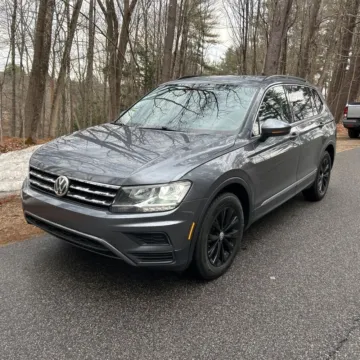 Photos of 2018 Volkswagen Tiguan 2.0T SE 4Motion for sale in Indianapolis, IN at Indy Auto Man - Indianapolis