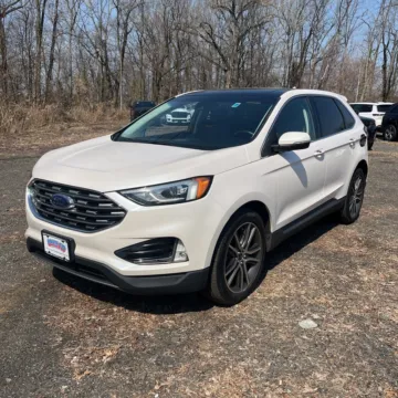 Photos of 2019 Ford Edge Titanium for sale in Indianapolis, IN at Indy Auto Man - Indianapolis
