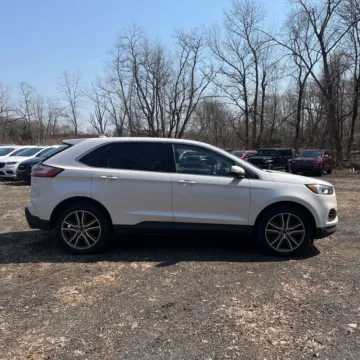 Another view of 2019 Ford Edge Titanium for sale in Indianapolis, IN at Indy Auto Man - Indianapolis