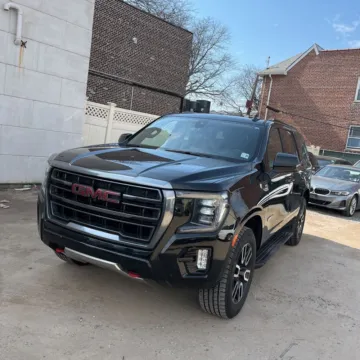 Photos of 2021 GMC Yukon AT4 for sale in Indianapolis, IN at Indy Auto Man - Indianapolis