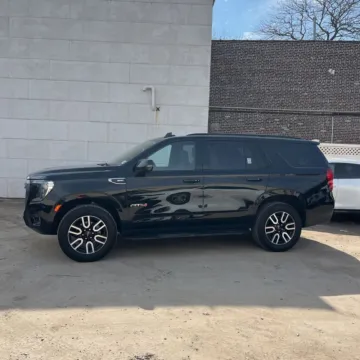 More photos of 2021 GMC Yukon AT4 at Indy Auto Man - Indianapolis, IN