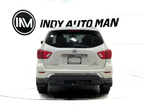 More photos of 2019 Nissan Pathfinder Platinum at Indy Auto Man - Indianapolis, IN