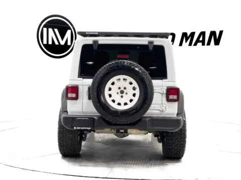 More photos of 2021 Jeep Wrangler Unlimited Islander at Indy Auto Man - Indianapolis, IN