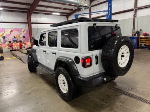 More photos of 2021 Jeep Wrangler Unlimited Islander at Indy Auto Man - Indianapolis, IN