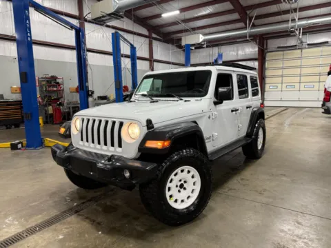 Photos of 2021 Jeep Wrangler Unlimited Islander for sale in Indianapolis, IN at Indy Auto Man - Indianapolis