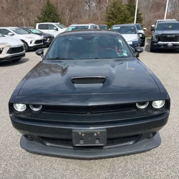 Photos of 2016 Dodge Challenger SRT 392 for sale in Indianapolis, IN at Indy Auto Man - Indianapolis