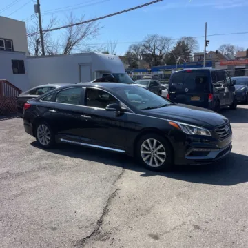Photos of 2017 Hyundai Sonata Limited for sale in Indianapolis, IN at Indy Auto Man - Indianapolis