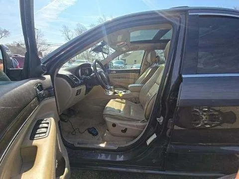More photos of 2020 Jeep Grand Cherokee Overland at Indy Auto Man - Indianapolis, IN