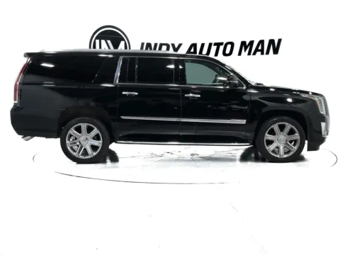 Another view of 2019 Cadillac Escalade ESV Luxury for sale in Indianapolis, IN at Indy Auto Man - Indianapolis