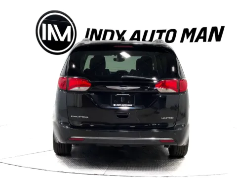 More photos of 2019 Chrysler Pacifica Limited at Indy Auto Man - Indianapolis, IN