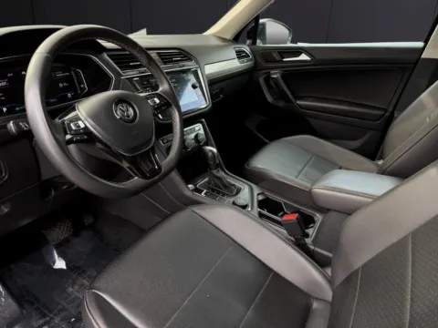 More photos of 2021 Volkswagen Tiguan 2.0T SEL at Indy Auto Man - Indianapolis, IN