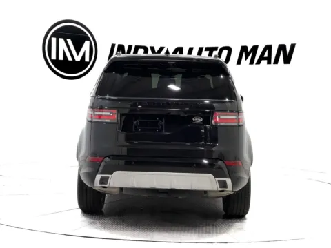 More photos of 2020 Land Rover Discovery Landmark Edition at Indy Auto Man - Indianapolis, IN